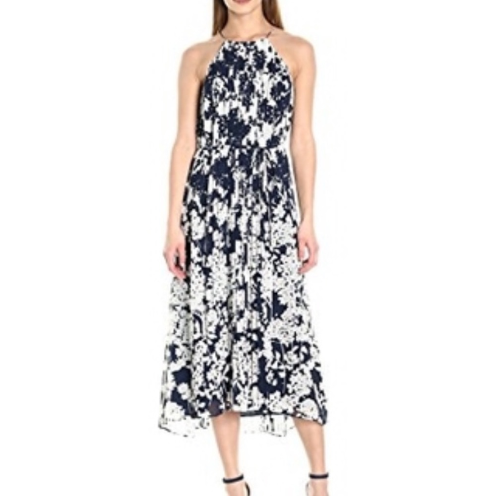 Donna Morgan Pleated Chiffon dress